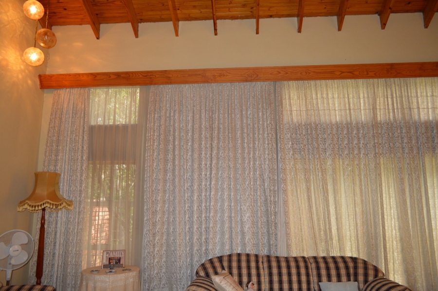 4 Bedroom Property for Sale in Flamwood North West